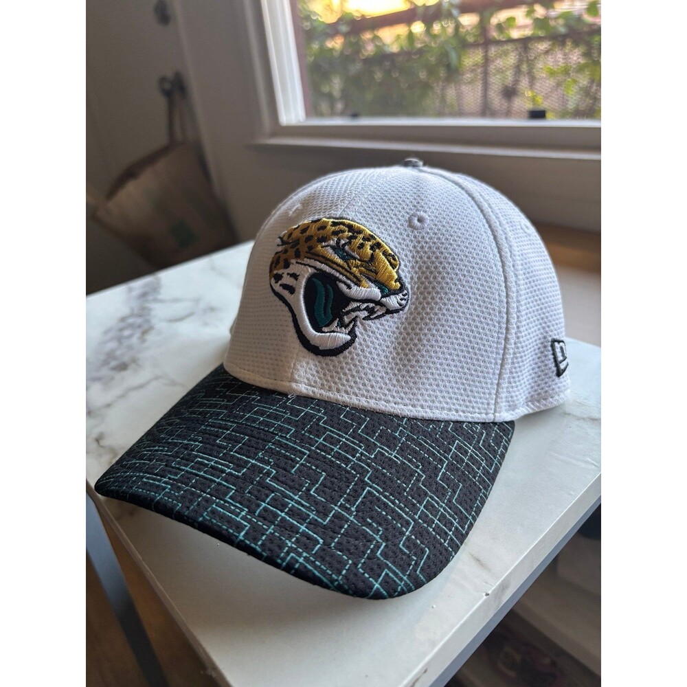 Jacksonville Jaguars NFL New Era Stretch Fit Hat Cap Size Small Medium